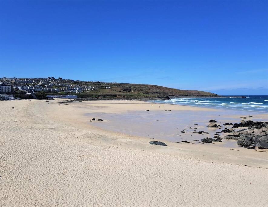 High Quality Detached House With Parking * St Ives (Cornwall)