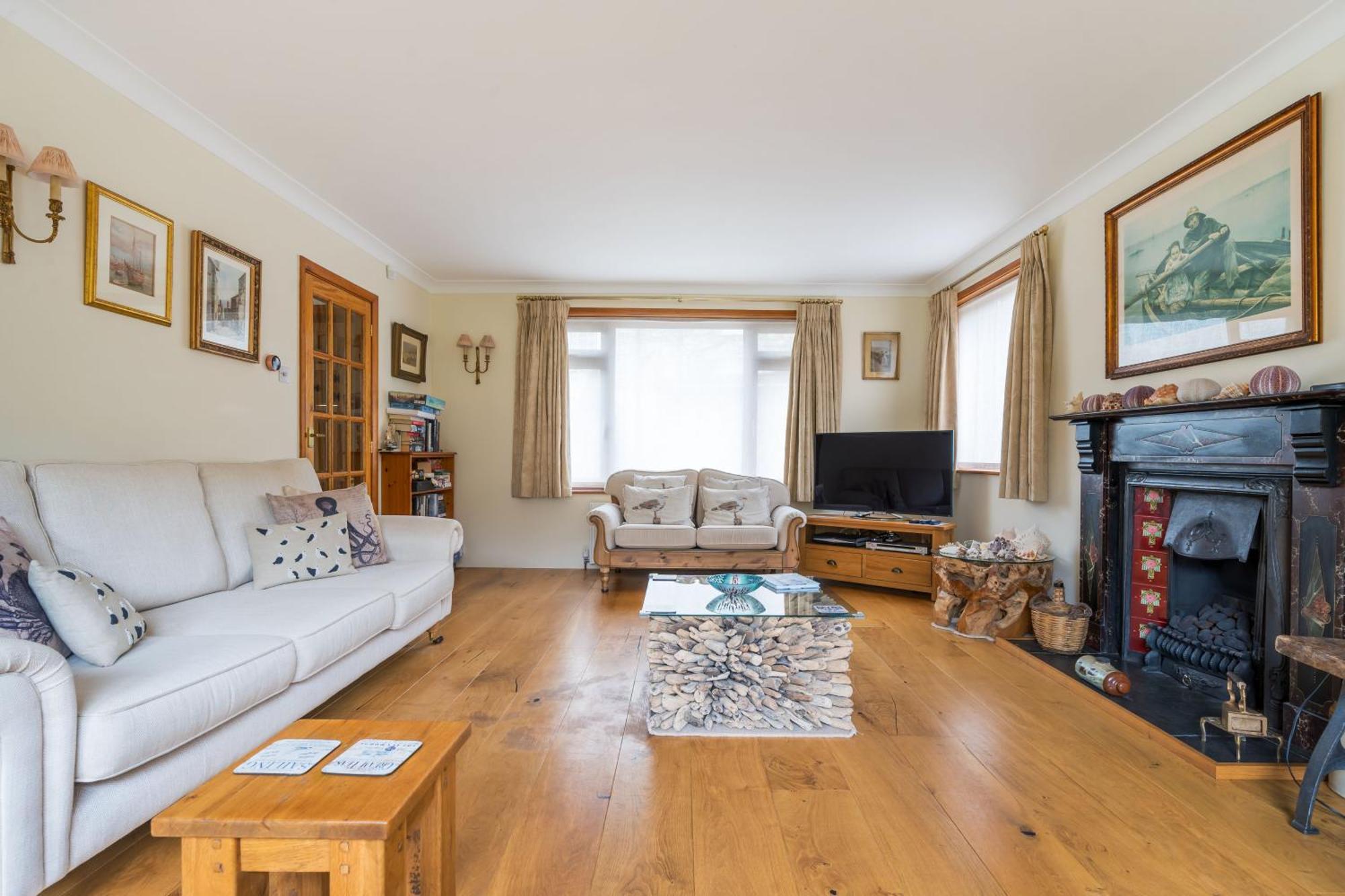 High Quality Detached House With Parking * St Ives (Cornwall)